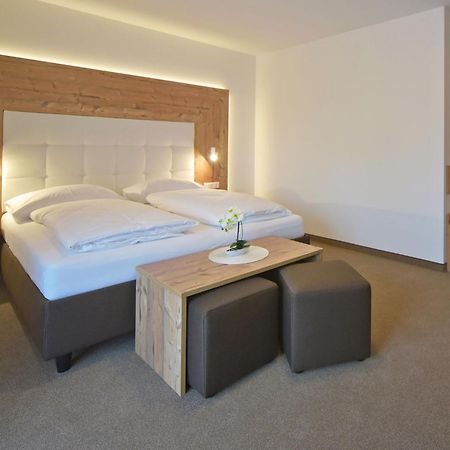 Hotel Berghof Millstatt Bagian luar foto